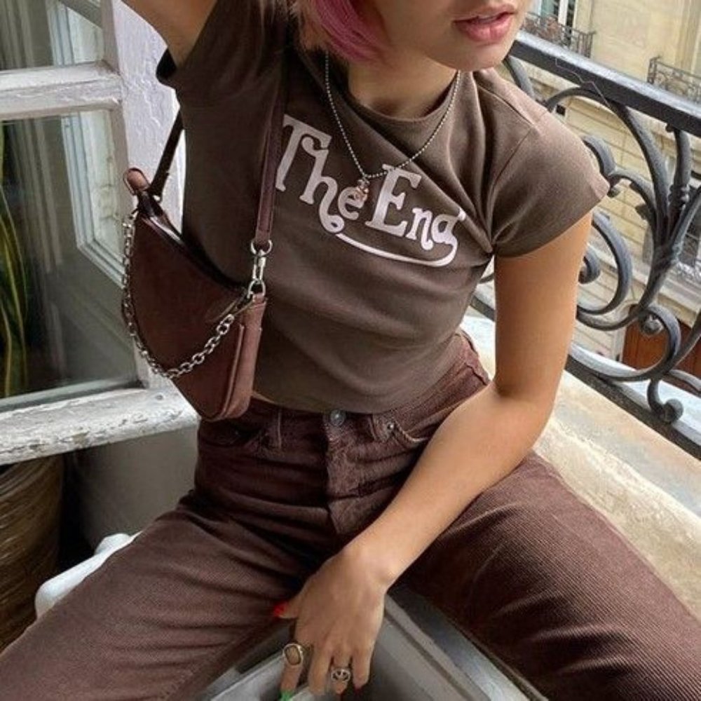 brown cropped graphic tee